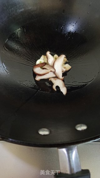 番茄荷包蛋汤面的做法步骤：3