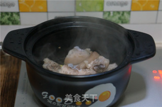 双豆花生炖猪蹄的做法步骤：5
