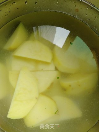 榨菜土豆片的做法步骤：1