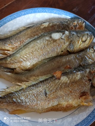 雪菜烧小黄鱼的做法步骤：4