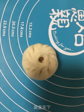 白菜肉包的做法步骤：9