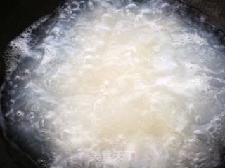 云南砂锅米线的做法步骤：2