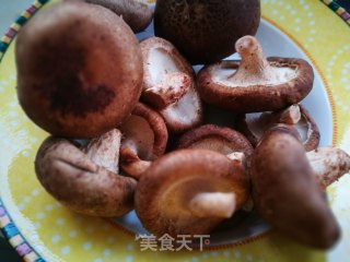 云南砂锅米线的做法步骤：6