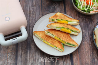牛油果鸡蛋三明治的做法步骤：7