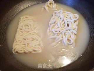 猪骨浓汤乌冬面的做法步骤：3