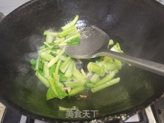 清炒菜心的做法步骤：3