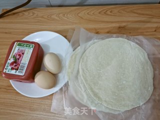 手抓饼火腿方包的做法步骤：1