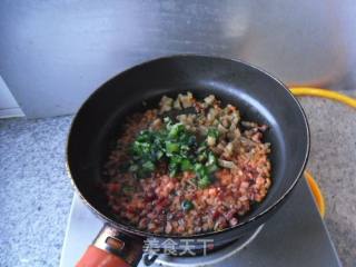 四色丁炒饭的做法步骤：5