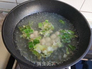 菠菜丸子粉丝汤的做法步骤：7