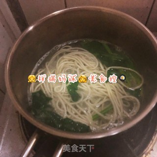 胡萝卜虾皮面的做法步骤：7
