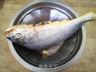 清蒸黄花鱼的做法步骤：3