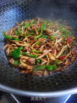 杏鲍菇肉丝拌面的做法步骤：7
