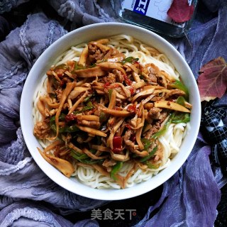 杏鲍菇肉丝拌面的做法步骤：10