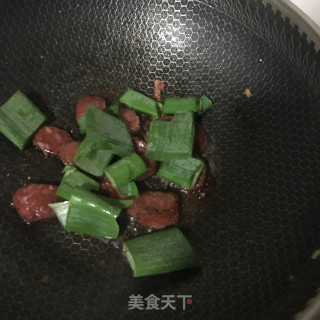 腊肠炒豆腐的做法步骤：12