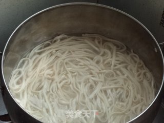西红柿卤面的做法步骤：7
