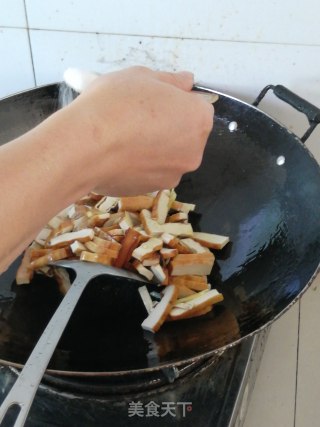 肉炒香干的做法步骤：5