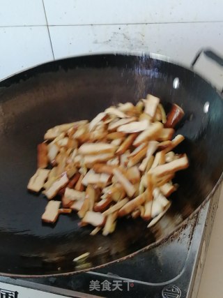 肉炒香干的做法步骤：6