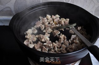 西红柿牛腩面的做法步骤：6