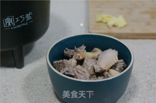 冬虫夏草蒸鸭汤的做法步骤：4