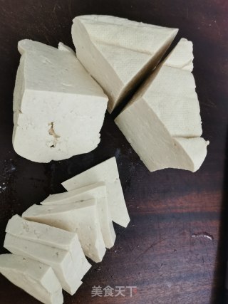 白菜豆腐汤的做法步骤：1