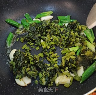 雪菜烧豆腐的做法步骤：4