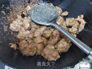 黑椒牛肉粒的做法步骤：3