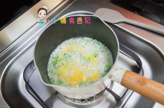 7个月以上虾仁蛋花粒粒面的做法步骤：6