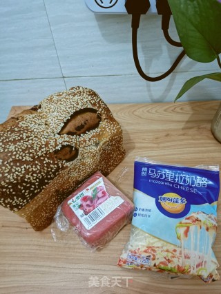 芝士豆沙烤吐司的做法步骤：1