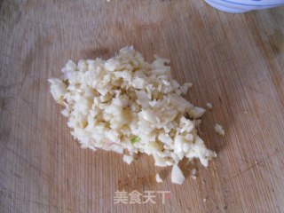 蒜蓉粉丝蒸扇贝的做法步骤：2