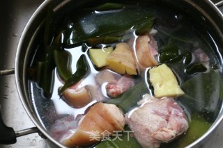 海带猪蹄汤的做法步骤：5