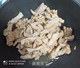 青莴苣炒肉的做法步骤：3