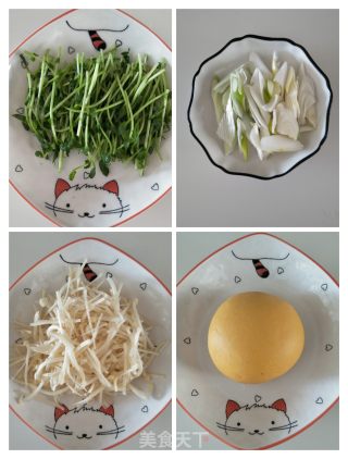 豌豆苗南瓜面片汤的做法步骤：4