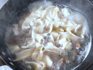 牛肉烩面的做法步骤：11