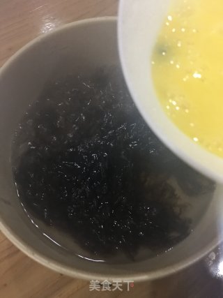 紫菜蛋花汤的做法步骤：4