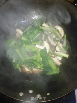 香菇炒油菜的做法步骤：6