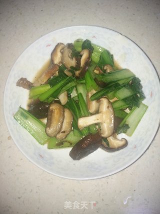 香菇炒油菜的做法步骤：8