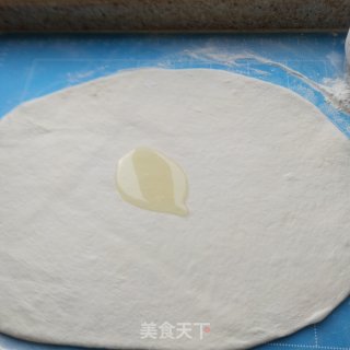 千层油饼家庭版的做法步骤：4