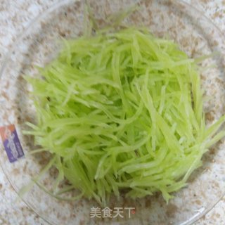 蒜蓉莴苣的做法步骤：3
