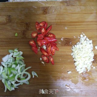 蒜蓉莴苣的做法步骤：4
