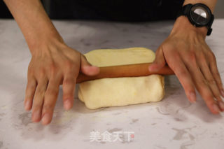 椰蓉吐司的做法步骤：23