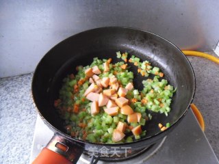 玉米肠炒饭的做法步骤：5