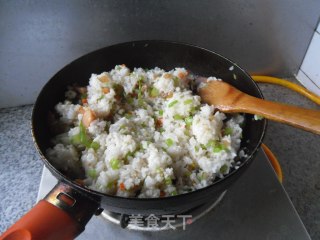玉米肠炒饭的做法步骤：7