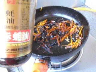咸火腿炒面的做法步骤：9