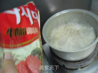 汆丸子的做法步骤：7
