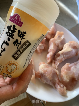 日式照烧鸡腿的做法步骤：1