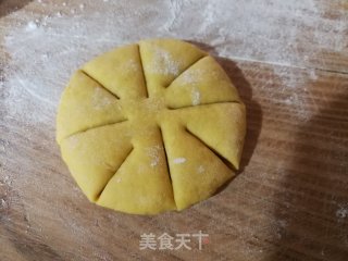 南瓜紫薯花朵馒头的做法步骤：7