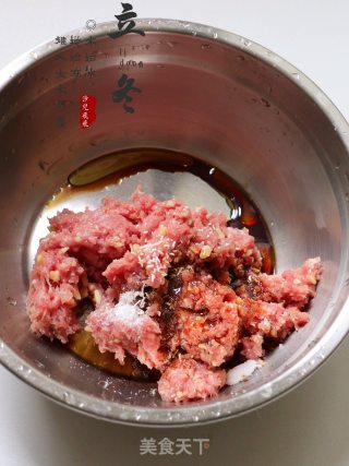 白菜猪肉水饺的做法步骤：6