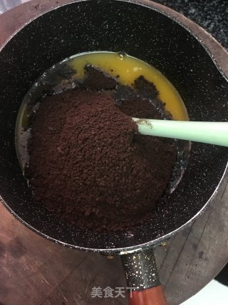 百香果慕斯蛋糕的做法步骤：3