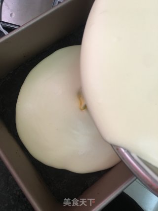 百香果慕斯蛋糕的做法步骤：9