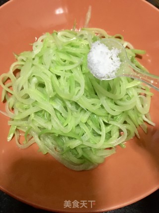 拌佛手瓜的做法步骤：8